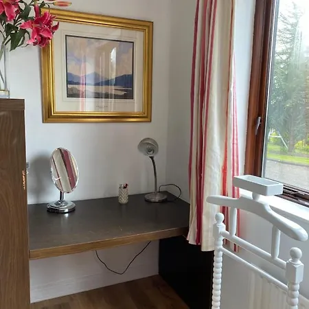 En-Suite Double Room. Dublin Airport, Fairyhouse, Tayto Park, Ashbourne Close By. Landhaus *